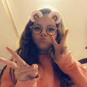 Meet your Posher, Ansley